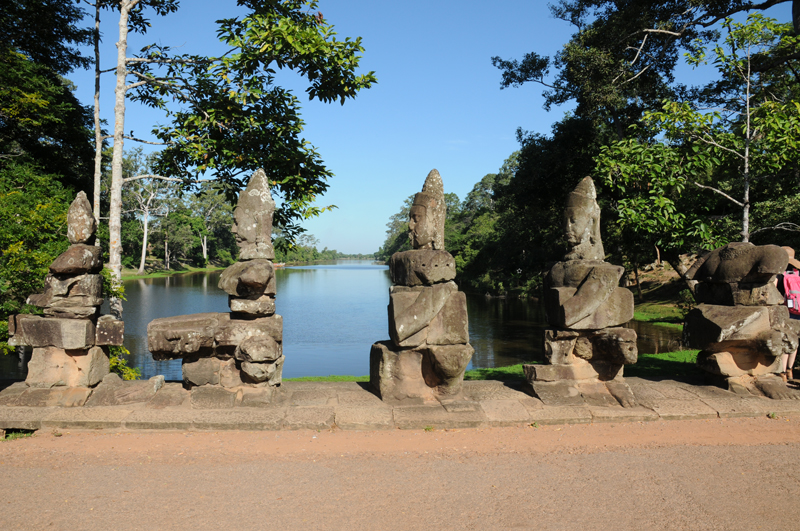 Экскурсия 3 дня/ 2 ночи с русско-говорящим гидом. Древний Ангкор полностью!