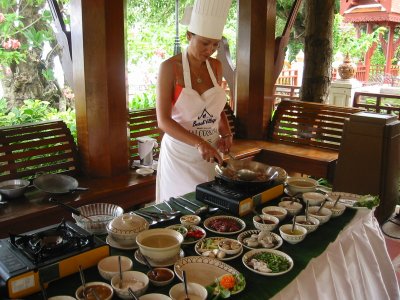 Уроки тайской кухни (Thai Cooking School)