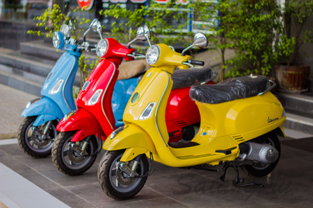 Мотоциклы и скутеры Vespa - живой винтаж!